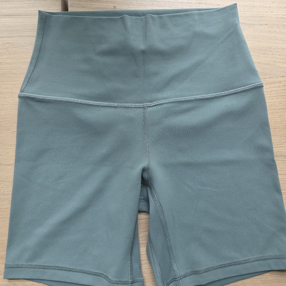 Lululemon Athletica Green Athletic Shorts Performance Fit